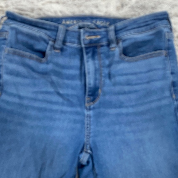 American Eagle Outfitters High-Rise Slim Fit Jeans - Blue Wash - Picture 4 of 5